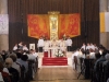 Prostor oltáře během slavnostní liturgie 